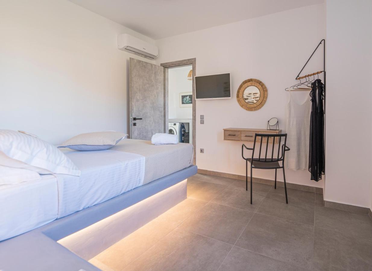 Santa Marina Syros Villa Liaropá Exterior photo